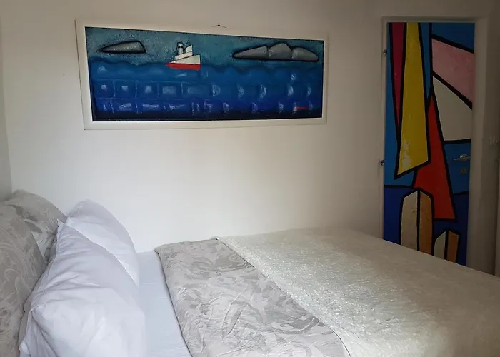 Art House 아파트 *